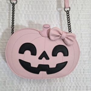 Fine By Me Pink Pumpkin Jack O'Lantern with Bow Crossbody Bag